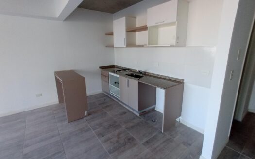 DEPARTAMENTO EN VENTA DE 1 AMBIENTE –  Floresta, USD 93.245 Posesión inmediata