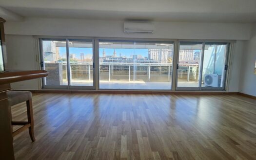 Venta o alquiler departamento de 3 ambientes c/cochera en BA Houses
